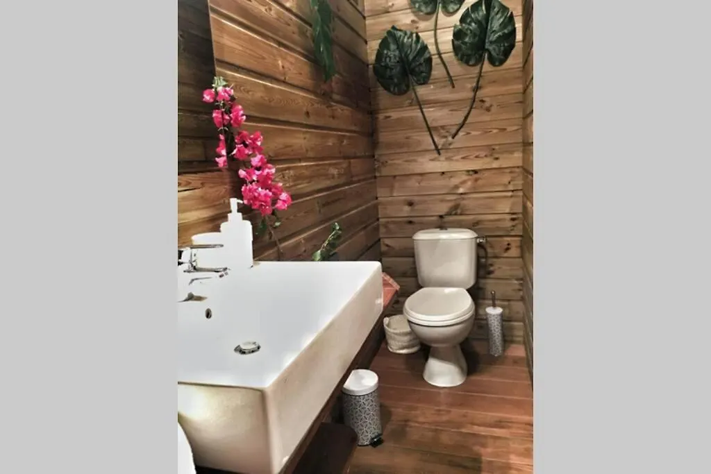 Ti Kaz Matouba Bungalow Vue Mer Villa Deshaies 0*,  Guadeloupe