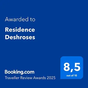  Holiday home Deshroses